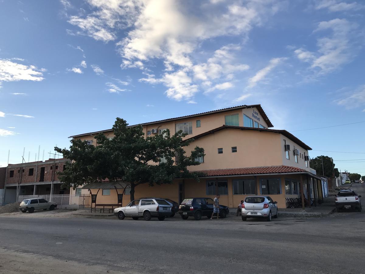 Hotel Lux Valente Bagian luar foto